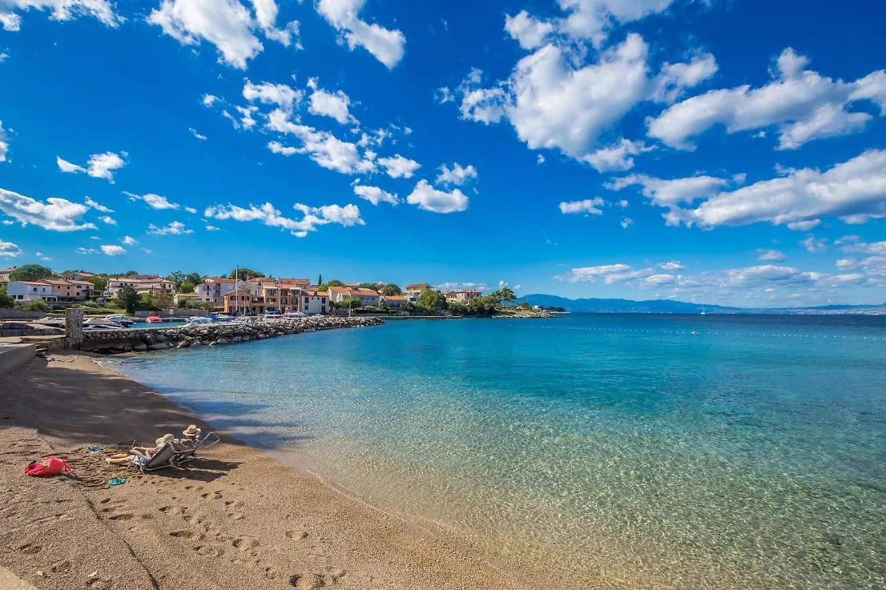 Apartments By The Sea Vantacici, Krk - 19306 Malinska 0*,  Croatia