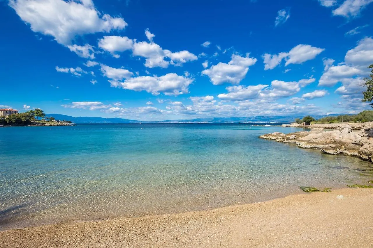 Apartments By The Sea Vantacici, Krk - 19306 Malinska